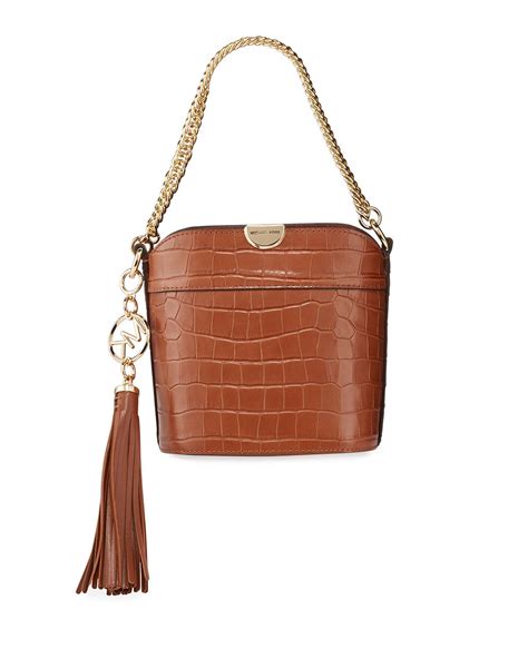 michael michael kors bea bucket shoulder bag|Michael Kors bucket bag small.